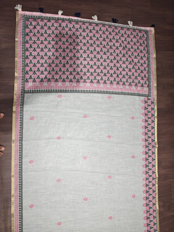 Light_Pink_Saree_With_Blouse_Piece