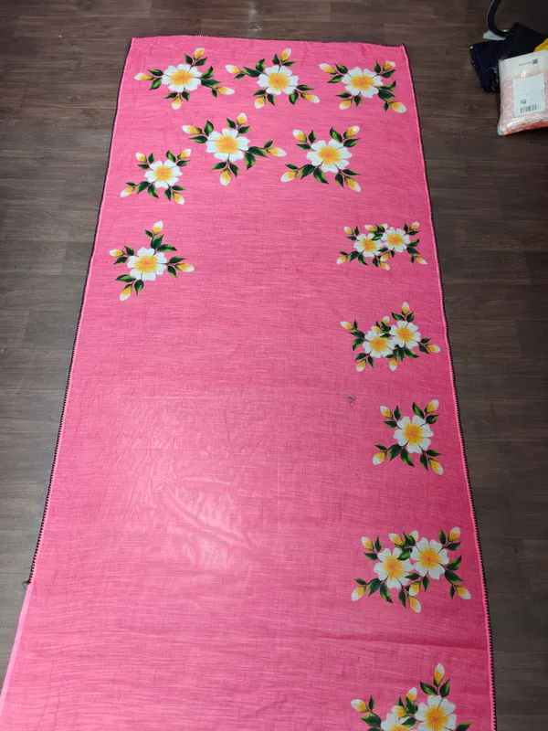 Pink_Floral_Print_Saree_for_Women