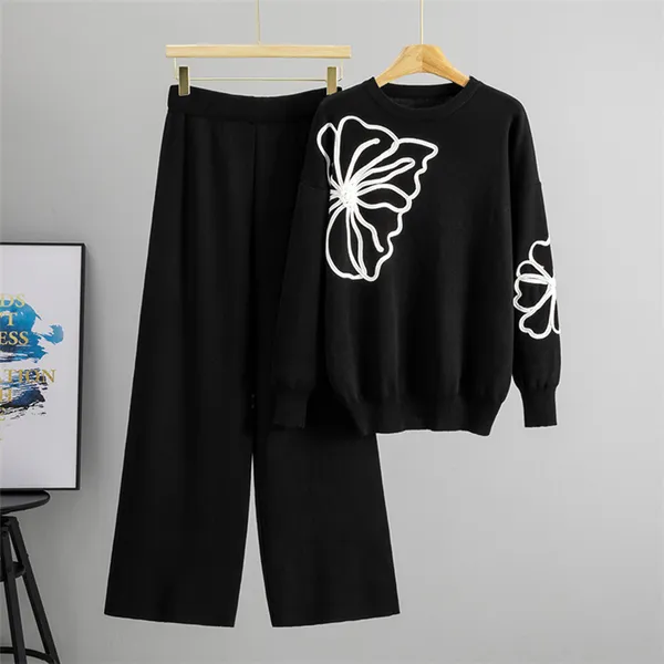 Black_Relaxed_Fit_Butterfly_Print_Co-Ord_Set_for_Women