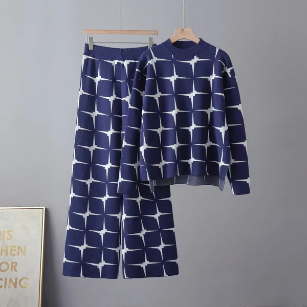 Navy_Printed_Relaxed_Fit_Sleepwear_Set_for_Women