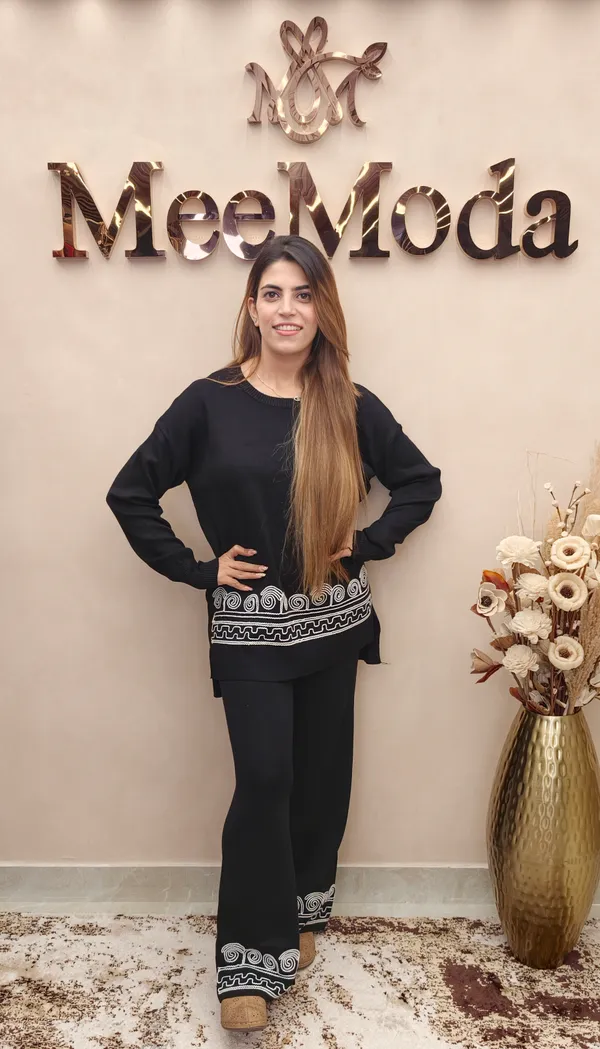 Black_Embroidered_Kurta_Palazzo_Set_for_Women