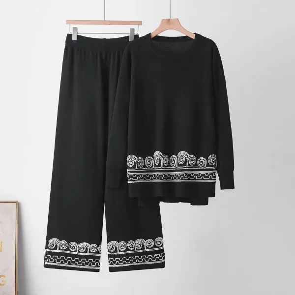 Black_Embroidered_Kurta_Palazzo_Set_for_Women