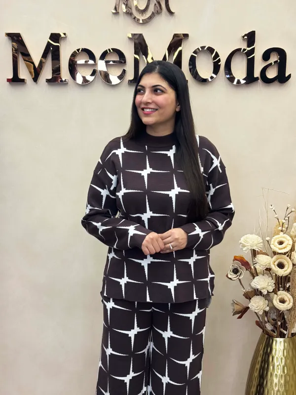 Black_Printed_Relaxed_Fit_Co-Ord_Set_for_Women