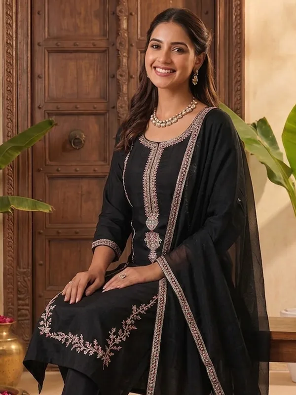 Black_Embroidered_Straight_Kurta_Set_With_Dupatta_For_Women