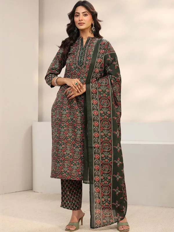 Green_Printed_Straight_Kurta_Set_For_Women