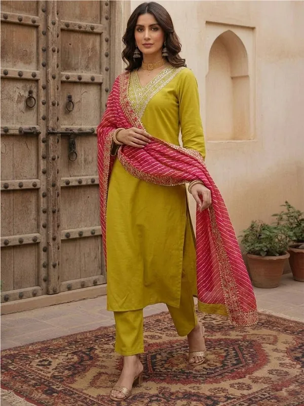 Green_Embroidered_Straight_Kurta_Set_For_Women