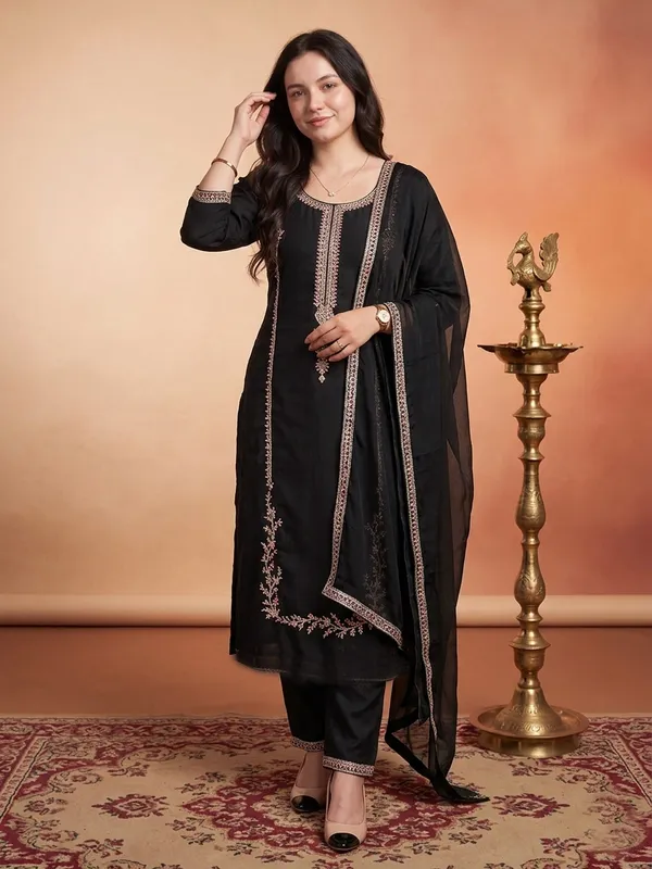 Black_Embroidered_Straight_Kurta_Set_With_Dupatta_For_Women