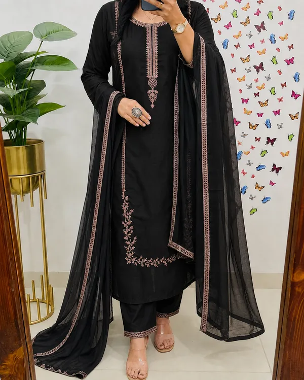 Black_Embroidered_Straight_Kurta_Set_With_Dupatta_For_Women