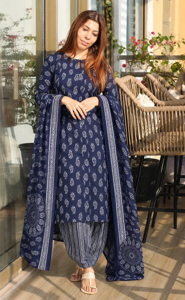 Navy_Blue_Printed_Straight_Kurta_Set_For_Women