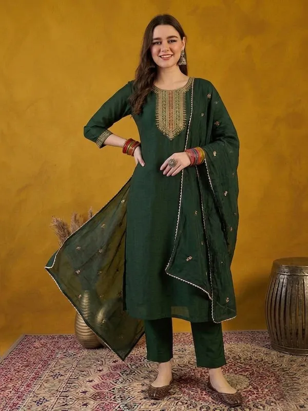 Green_Embroidered_Straight_Kurta_Set_For_Women
