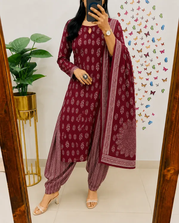 Maroon_Printed_Straight_Kurta_With_Dupatta_For_Women