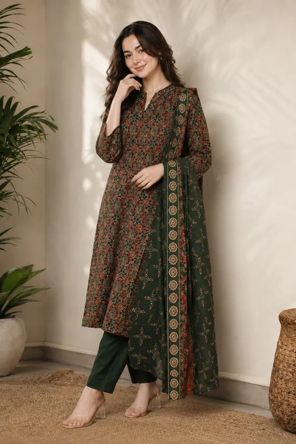 Green_Printed_Straight_Kurta_Set_For_Women