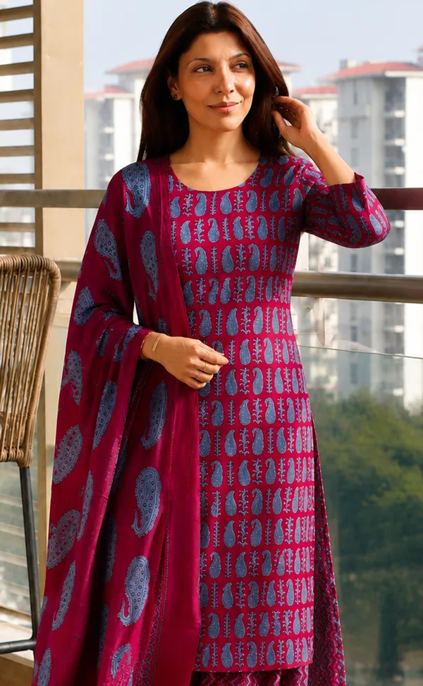 Maroon_Printed_Straight_Kurta_Set_For_Women