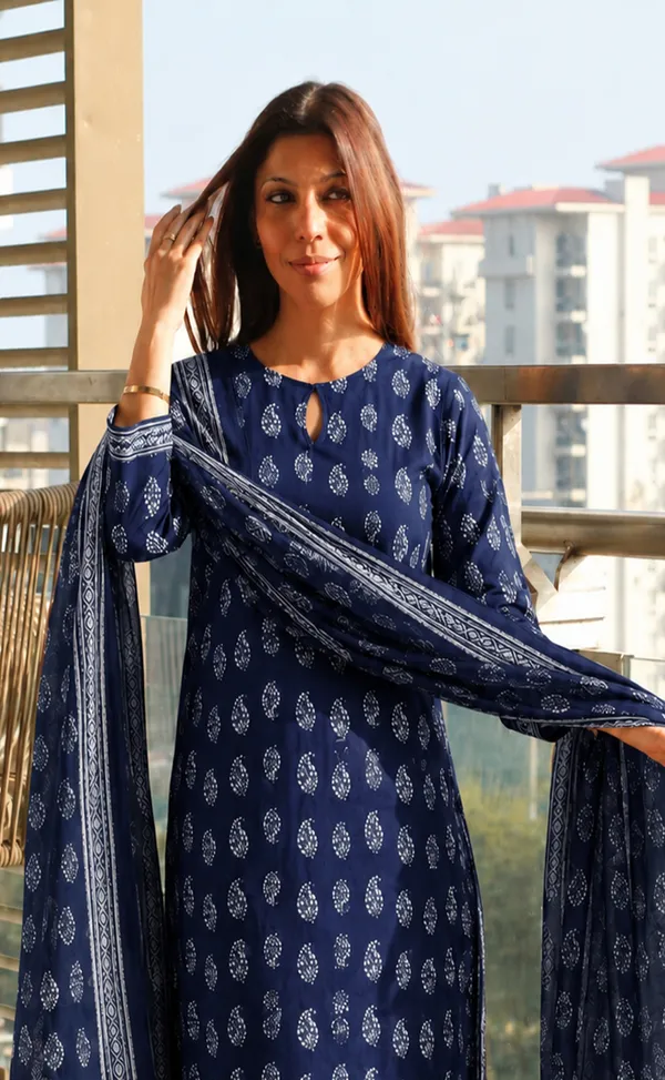 Navy_Blue_Printed_Straight_Kurta_Set_For_Women