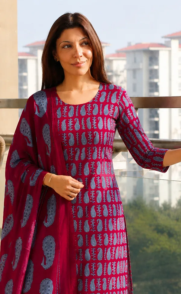 Maroon_Printed_Straight_Kurta_Set_For_Women