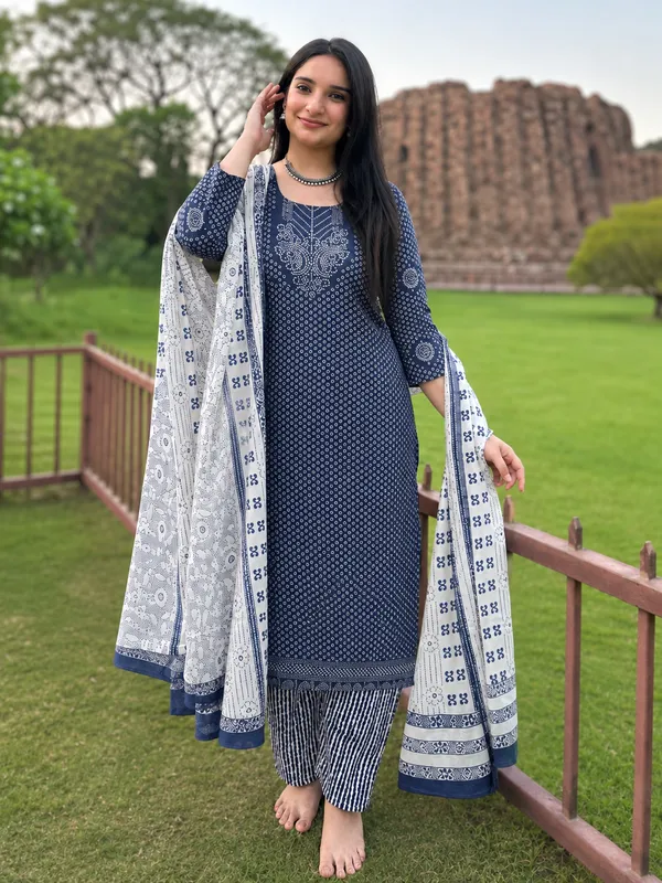 Navy_Printed_Straight_Kurta_Set_For_Women