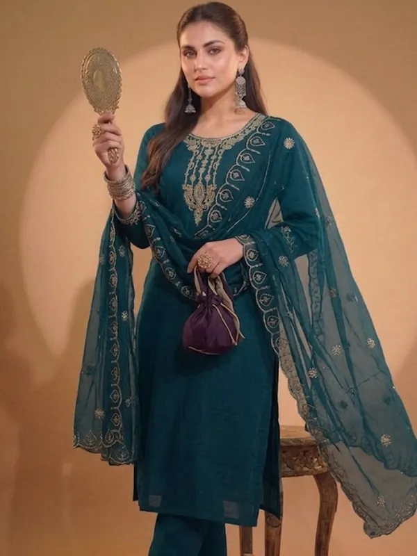 Teal_Embroidered_Straight_Kurta_Set_For_Women