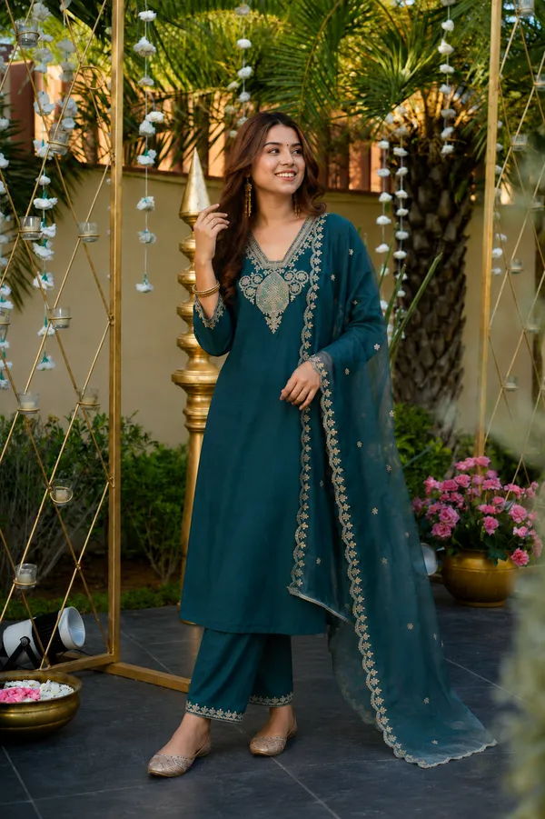 Teal_Embroidered_Straight_Kurta_Set_For_Women
