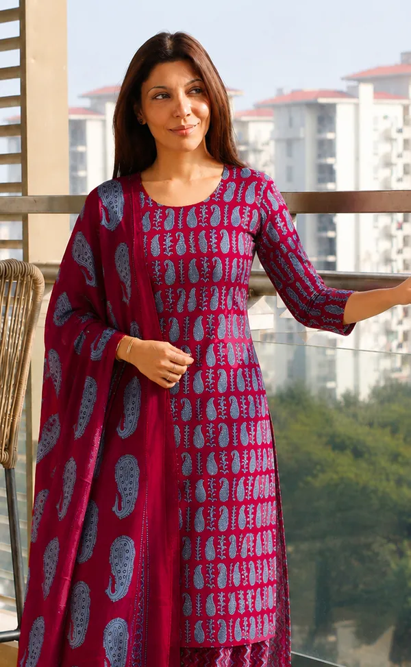Maroon_Printed_Straight_Kurta_Set_For_Women