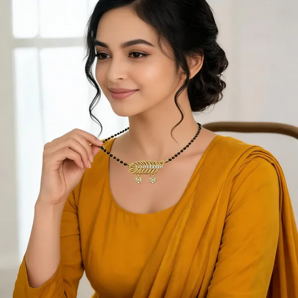 Leaf_And_Heart_Pendant_Beaded_Mangalsutra