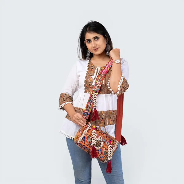 Patchwork_Cross_Body_Handbag_With_Detachable_Sling