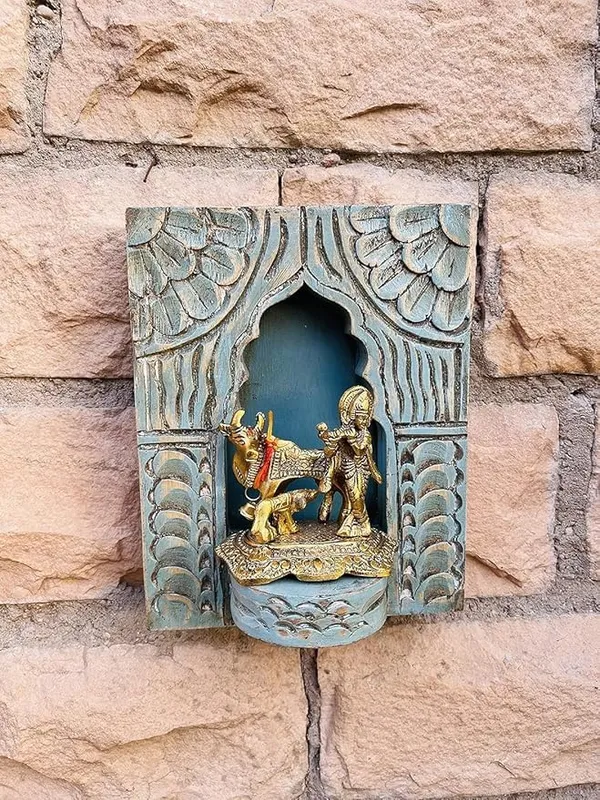 Handcrafted_Wood_Wall_Hanging_Jharokha_Decorative_Wall_Showpiece_Wood_For_Wall_Decor_Home_Decor_For_Gift_Office_Puja_Room_Decor_Handcrafted_Wall_Art_Of_Lord_Krishna_With_Cow