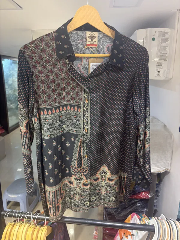 Black_Muslin_Relaxed_Ajrakh_Print_Shirt_For_Women