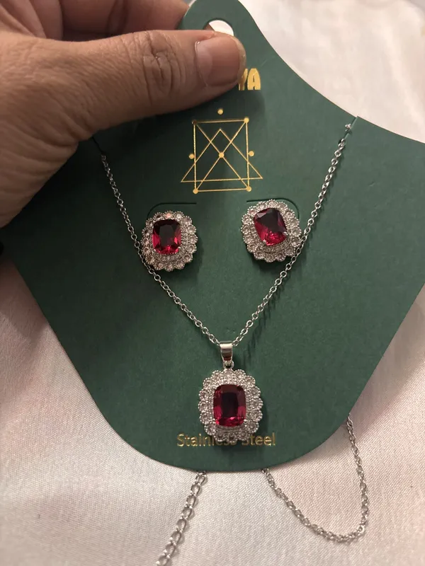 Silver_And_Red_Copper_And_Crystal_Silver_Pvd_Plated_Necklace_And_Earrings_Set_For_Women