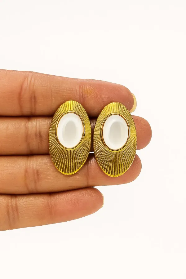 Gold_Stainless_Steel_Earrings_For_Women