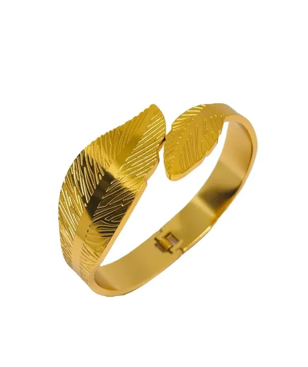 Gold_Stainless_Steel_Bracelet_For_Women