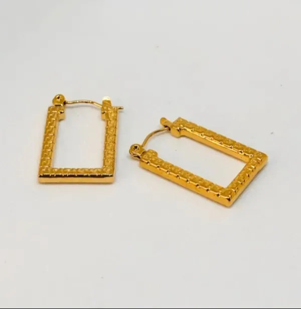 Gold_Stainless_Steel_Earrings_For_Women