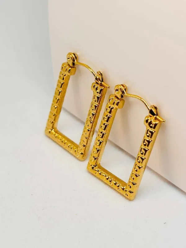 Gold_Stainless_Steel_Earrings_For_Women