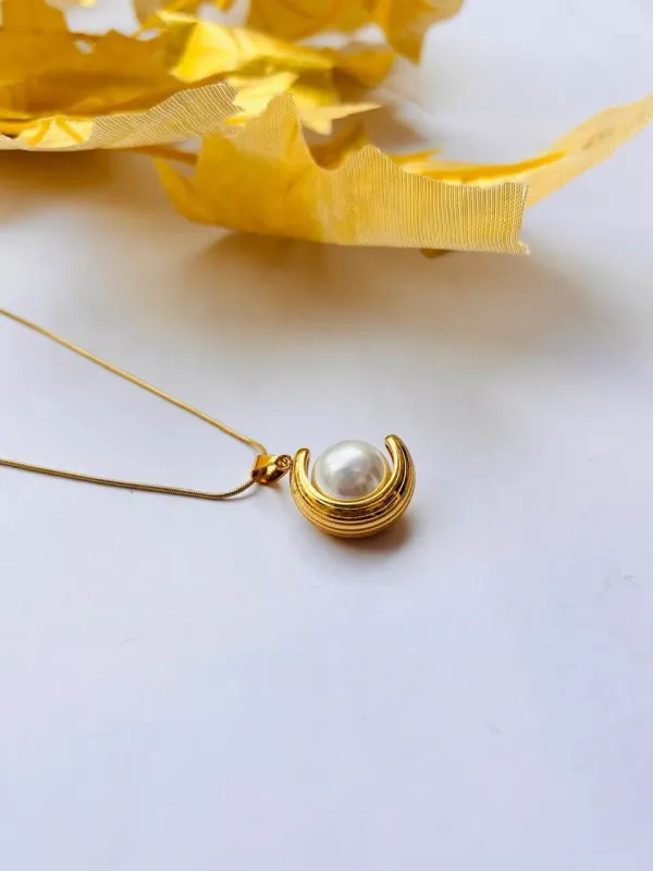 Gold_And_White_Stainless_Steel_Necklace_For_Women