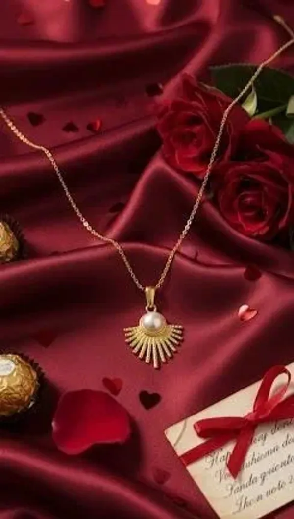 Gold_Stainless_Steel_Necklace_For_Women