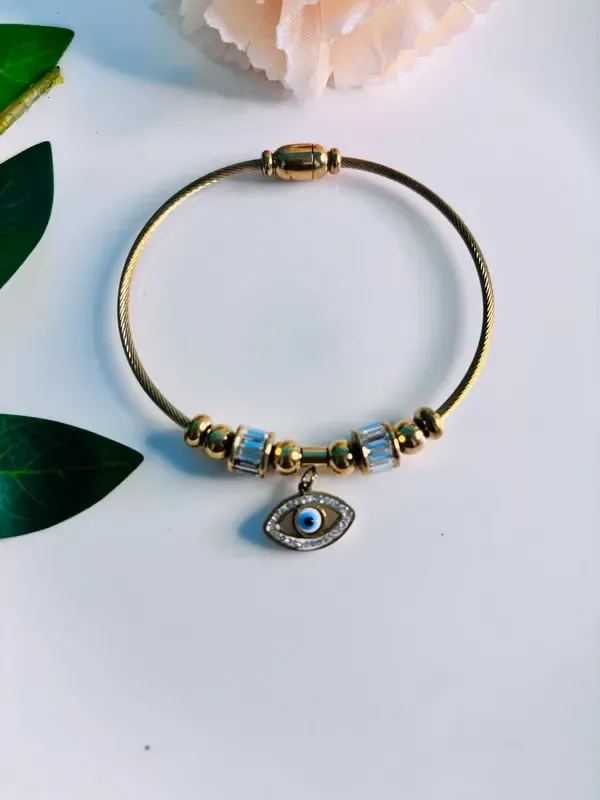 Gold_Stainless_Steel_Bracelet_For_Women