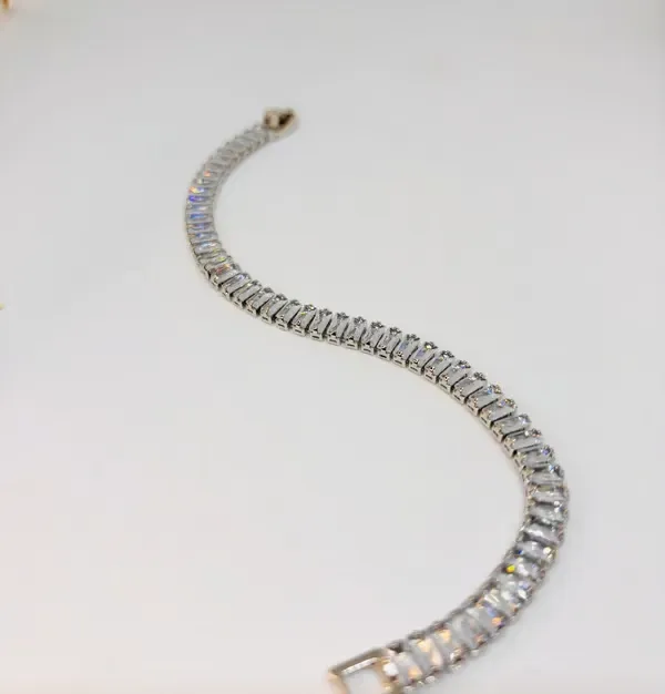 Silver_Stainless_Steel_Bracelet_For_Women