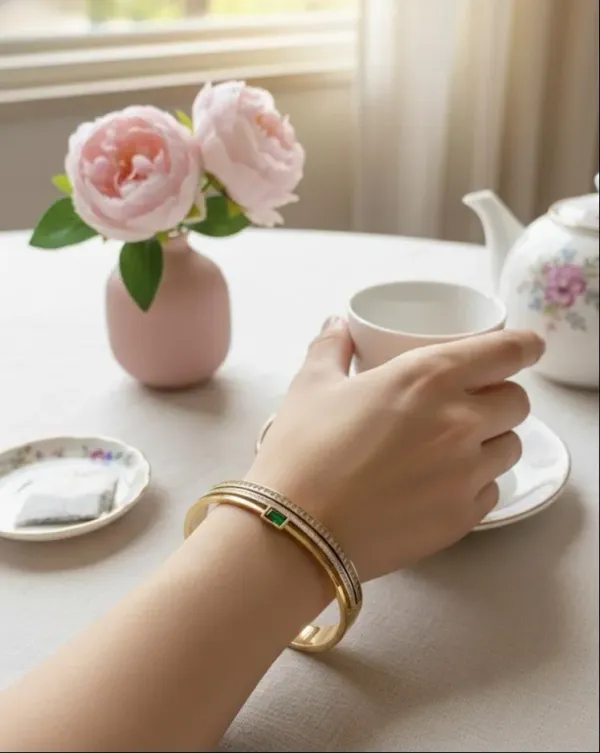 IRAZ_Elegant_18k_Gold_Plated_Bracelet_Bangle_with_Emerald_Stone_&_Diamond_Accents
