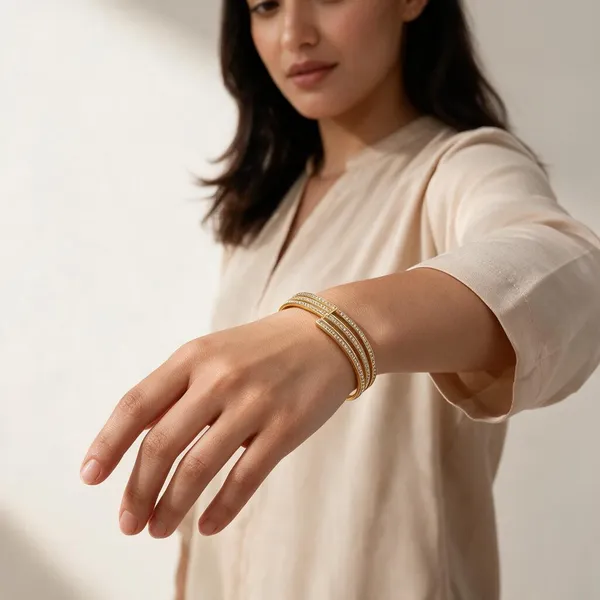 Gold_Stainless_Steel_Bracelet_For_Women