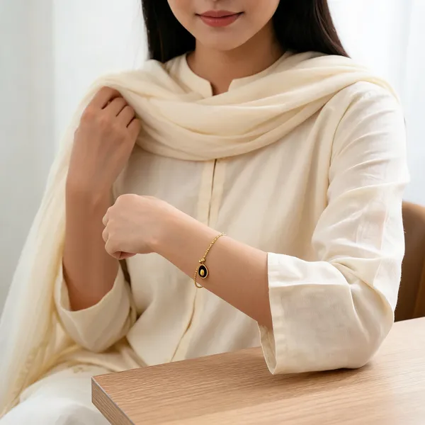 Gold_Stainless_Steel_Bracelet_For_Women