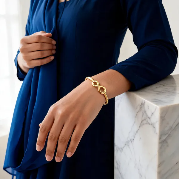 Gold_Stainless_Steel_Bracelet_For_Women