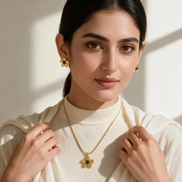 Gold_Stainless_Steel_Necklace_For_Women