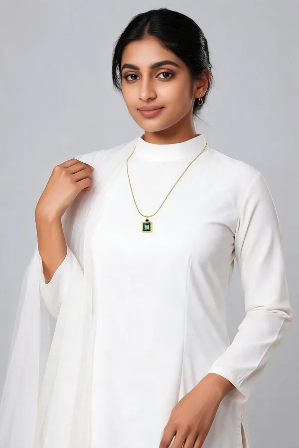Gold_And_Emerald_Green_Stainless_Steel_Necklace_For_Women