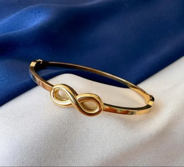 Gold_Stainless_Steel_Bracelet_For_Women