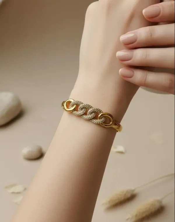 Gold_Stainless_Steel_Bracelet_For_Women