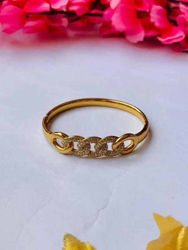 Gold_Stainless_Steel_Bracelet_For_Women