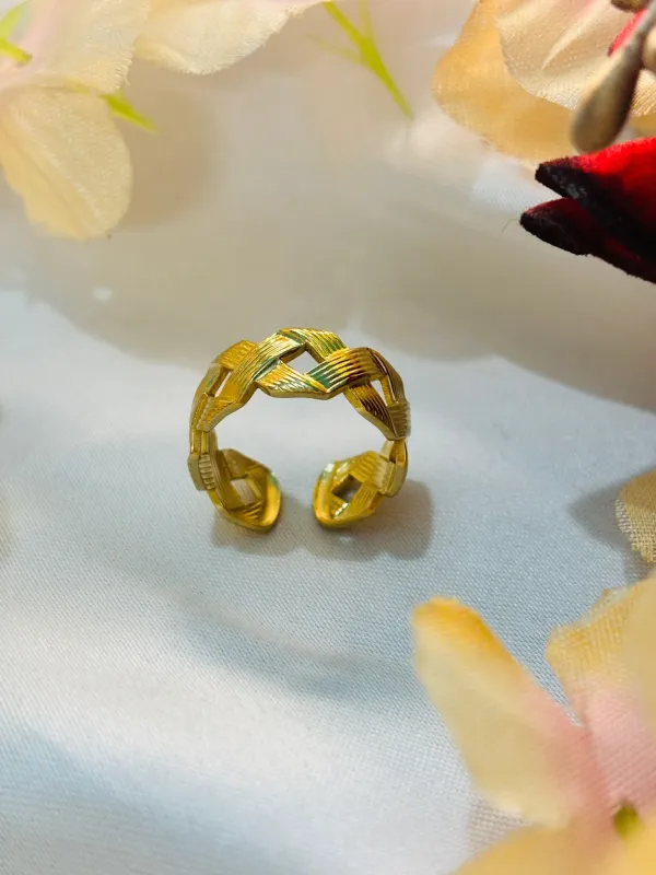 Gold_Stainless_Steel_Ring_For_Women