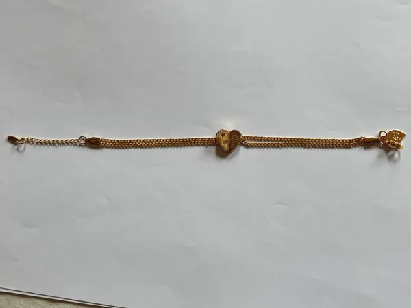 Gold_Stainless_Steel_Heart_Charm_Chain_Bracelet_For_Women
