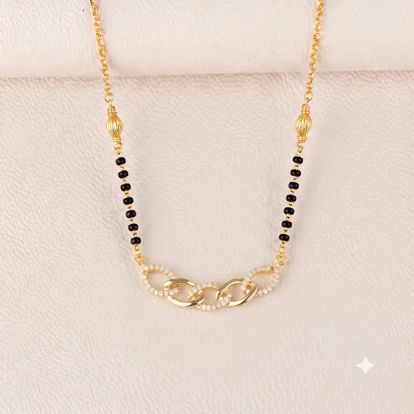 Gold_&_Black_Brass_Beaded_Chain_Necklace_For_Women