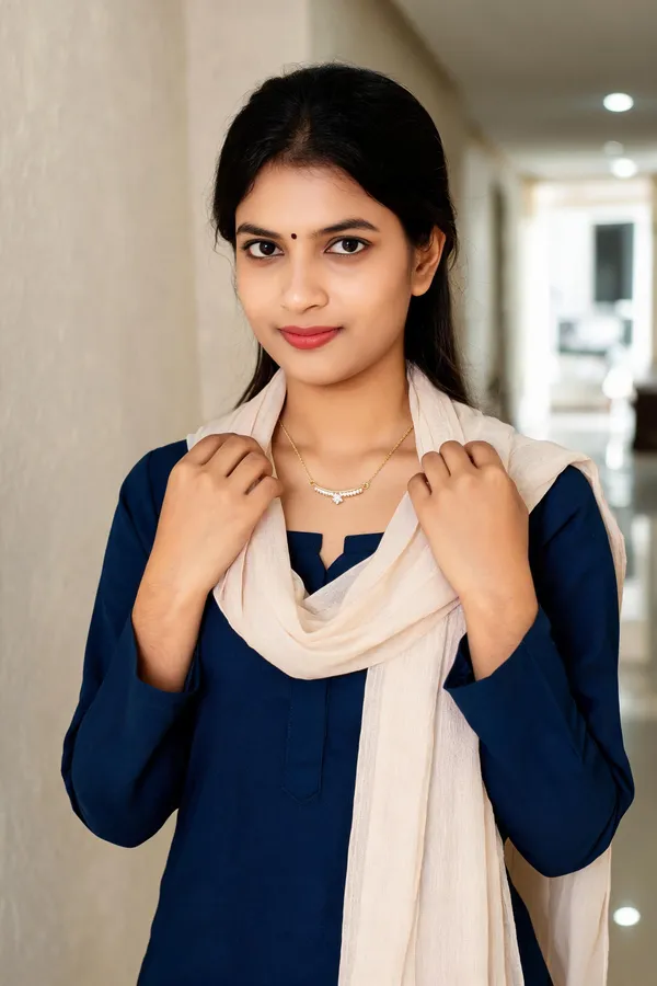 Gold_Stainless_Steel_Stone_Studded_Necklace_For_Women