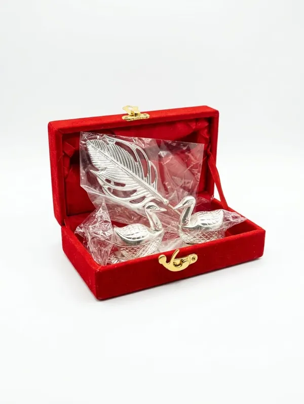 Silver-Tone_Swan_Design_Pooja_Set